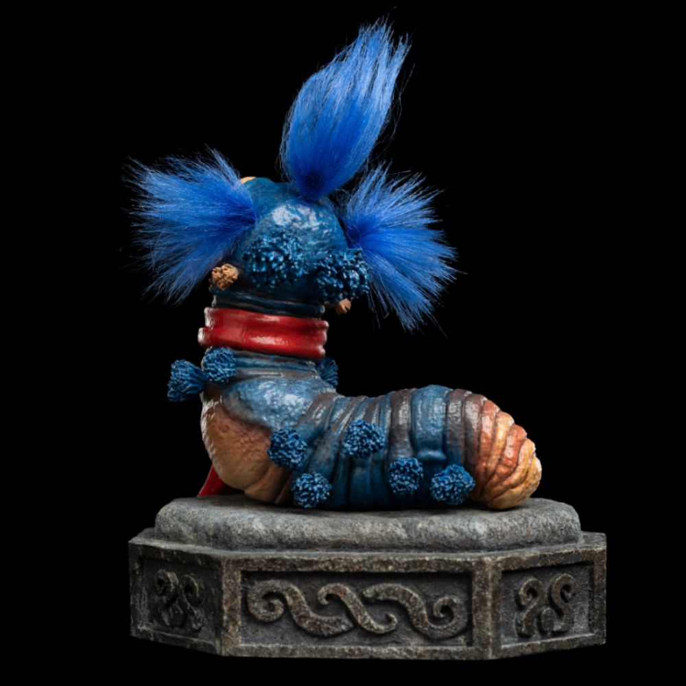 Ello Worm 1:1 Scale Collectible Statue